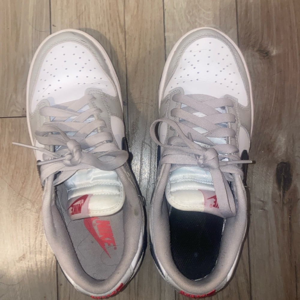 Womens size 6 sneakers worn no box nothing